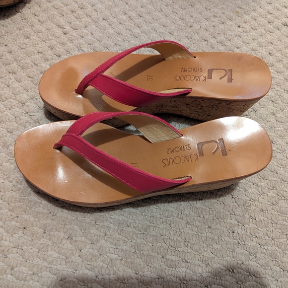 Women's Pink Sandals - Picture 1 of 3